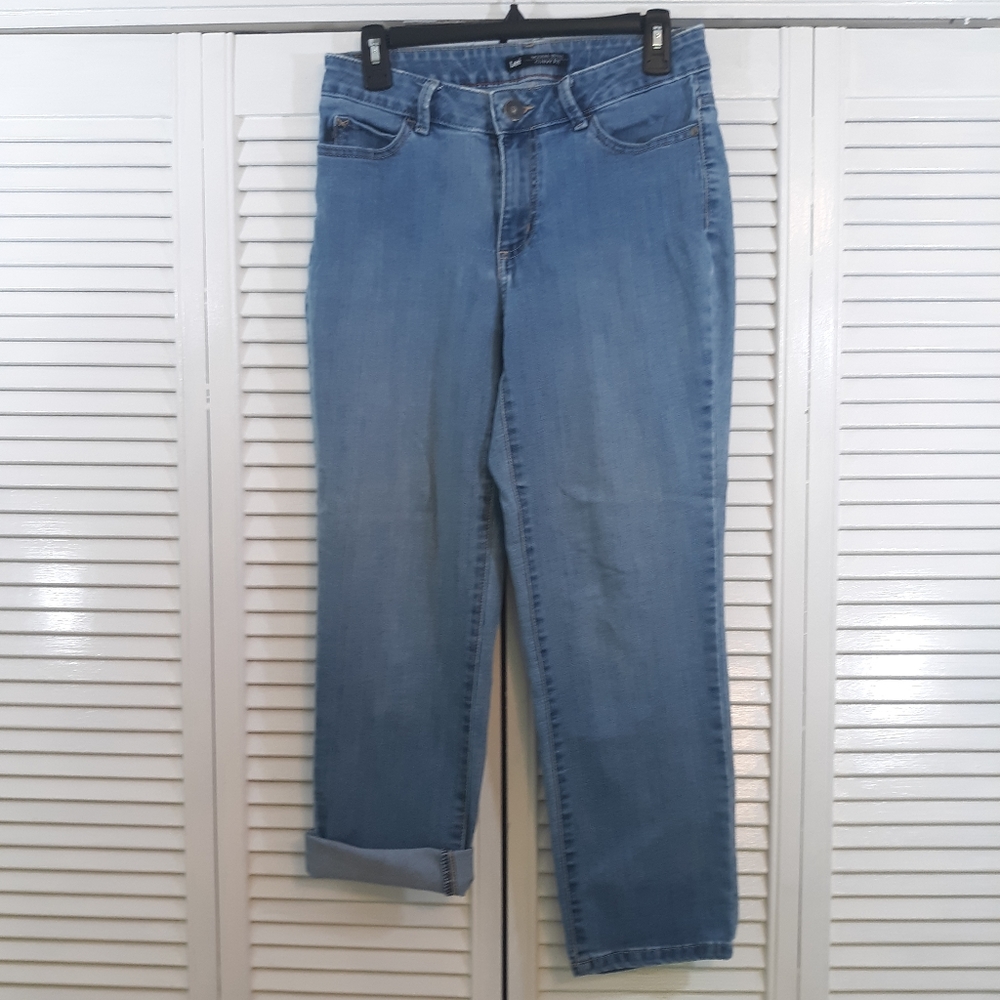 Lee curvy fit crop capri stretch Jeans sz 27 *B